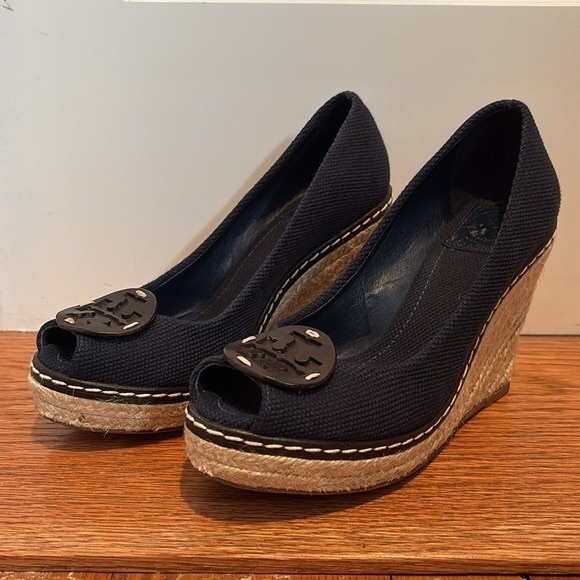 Tory Burch Cerise peep toe espadrille wedges in canvas fabric in Royal navy blue - Picture 4 of 16